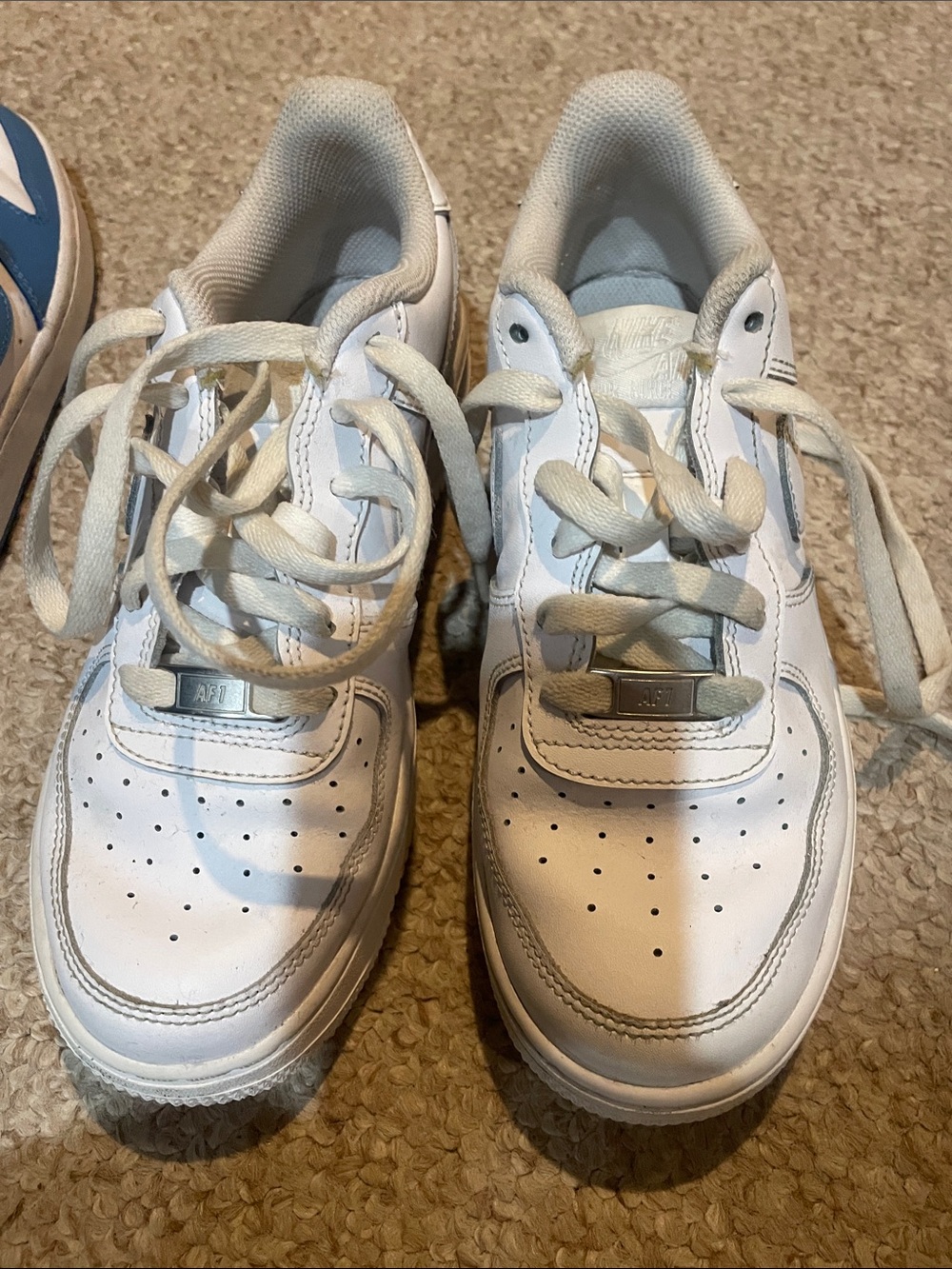 Nike Kids Air Jordan’s and Air Force 1 Size 5 - Picture 8 of 9